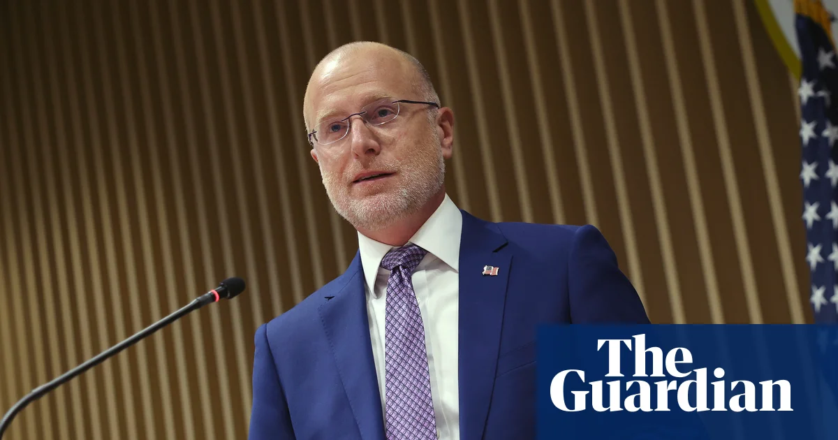 Republicano repreende ameaças do presidente da FCC de revogar licenças de transmissão sobre a guerra no Irã | Administração Trump