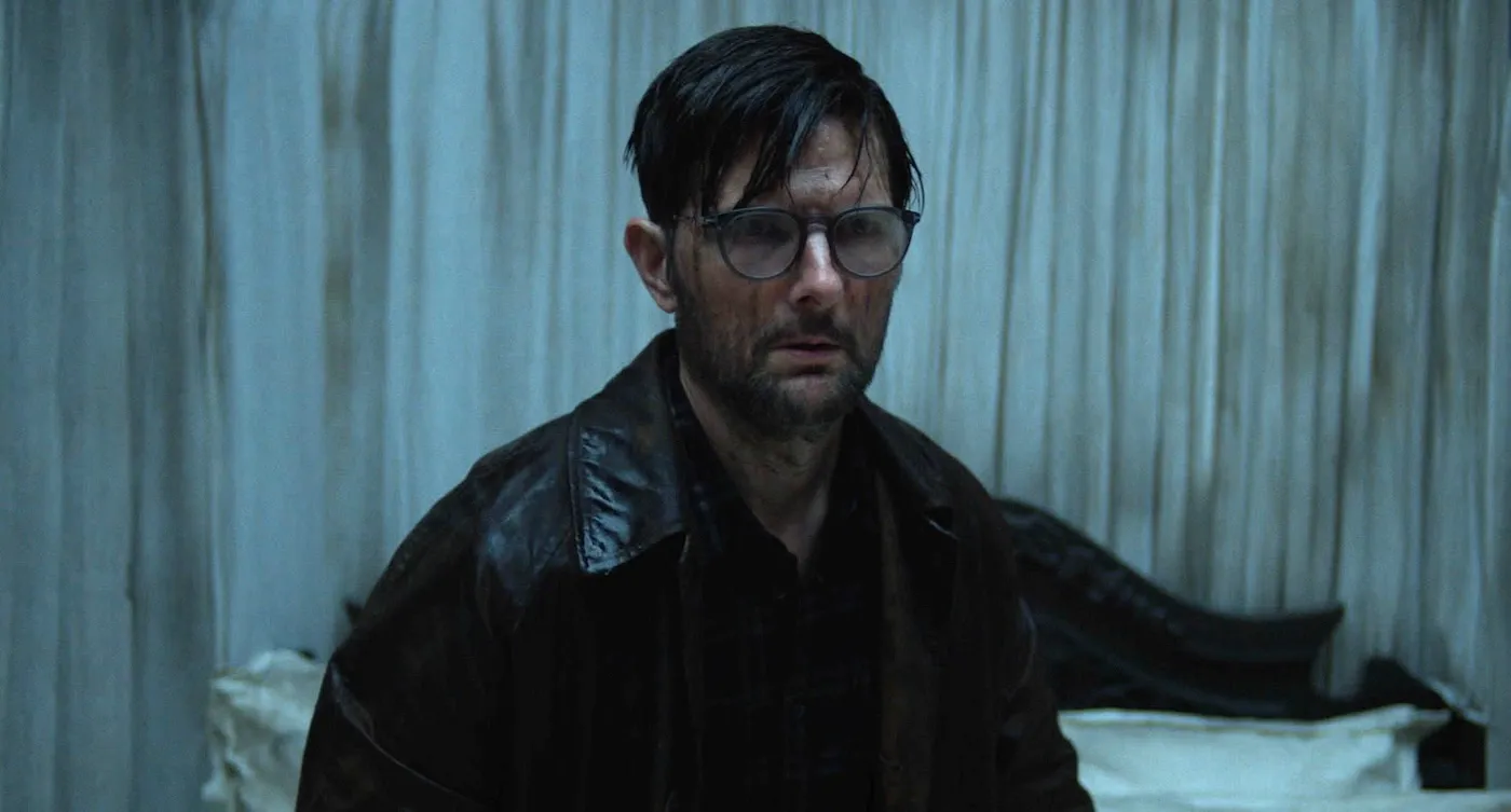 Crítica de Hokum: As férias irlandesas de Adam Scott são como um conto de fadas (sombrio)