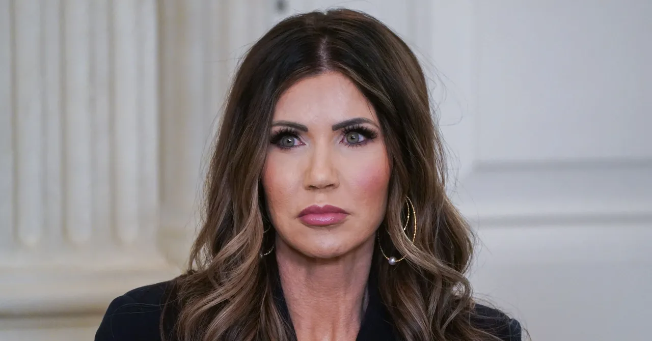 As controvérsias finalmente chegaram a Kristi Noem
