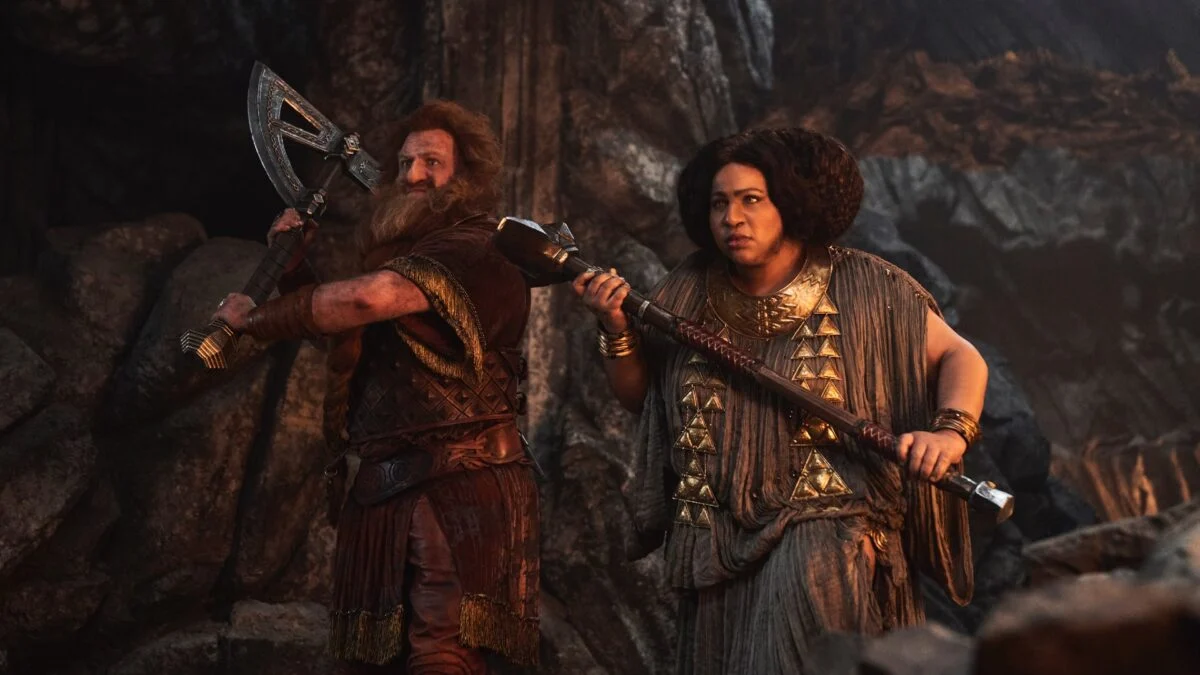 Brandon Sanderson explica por que não escreve sobre elfos ou anões