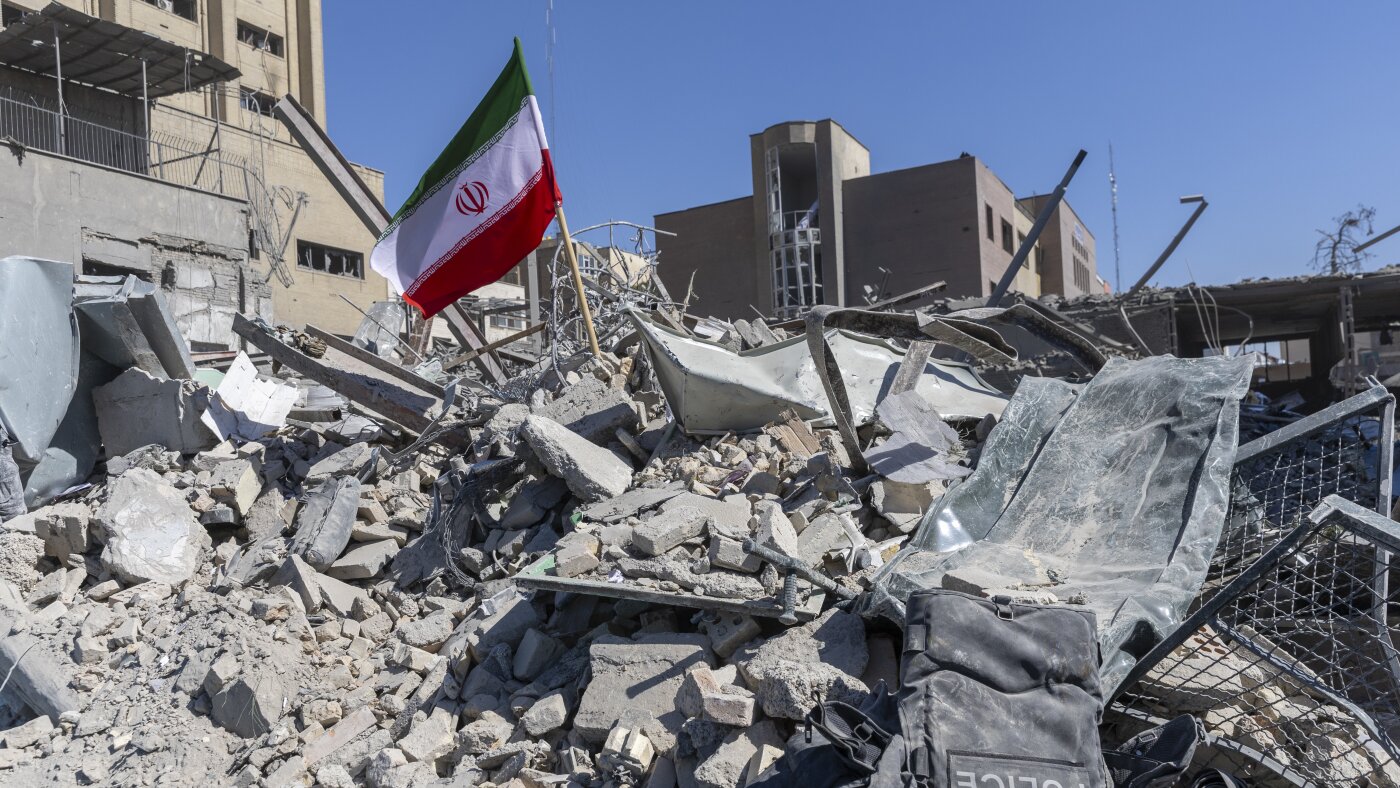 O custo atual e as baixas na guerra do Irã: NPR